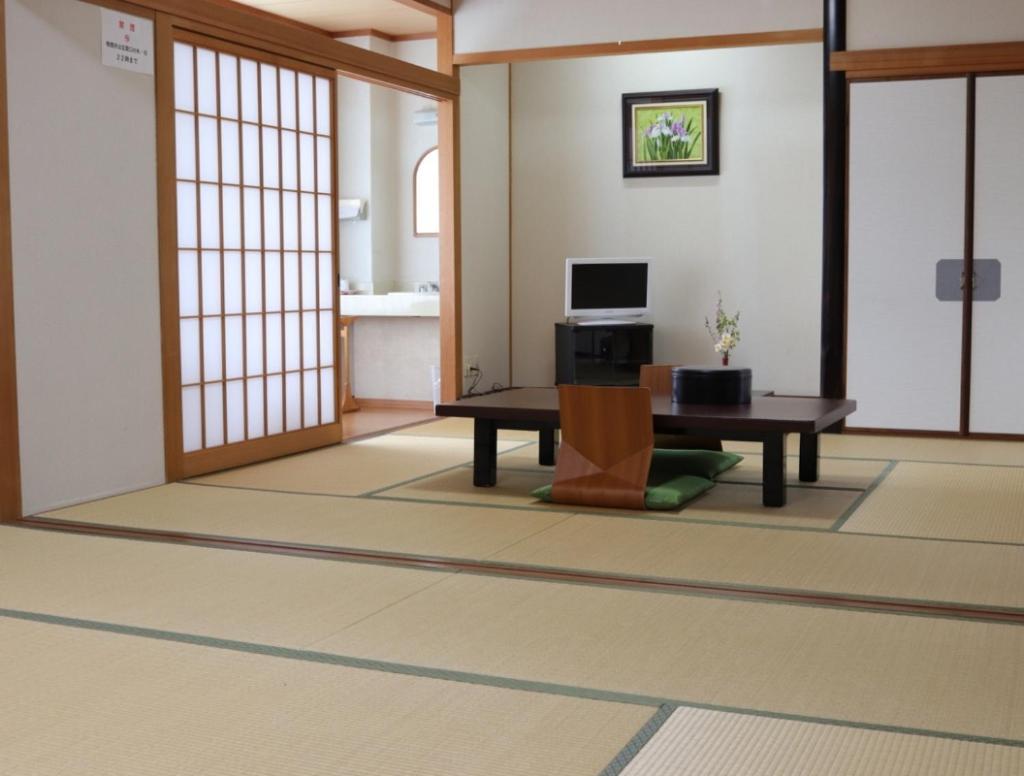 Green Spa Tsutsuga Akiota Exterior photo